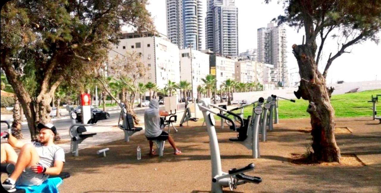 7 Hotel Apartment Short Time Tlv Бат-Ям Экстерьер фото
