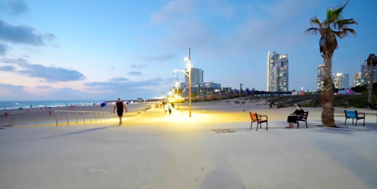 7 Hotel Apartment Short Time Tlv Бат-Ям Экстерьер фото