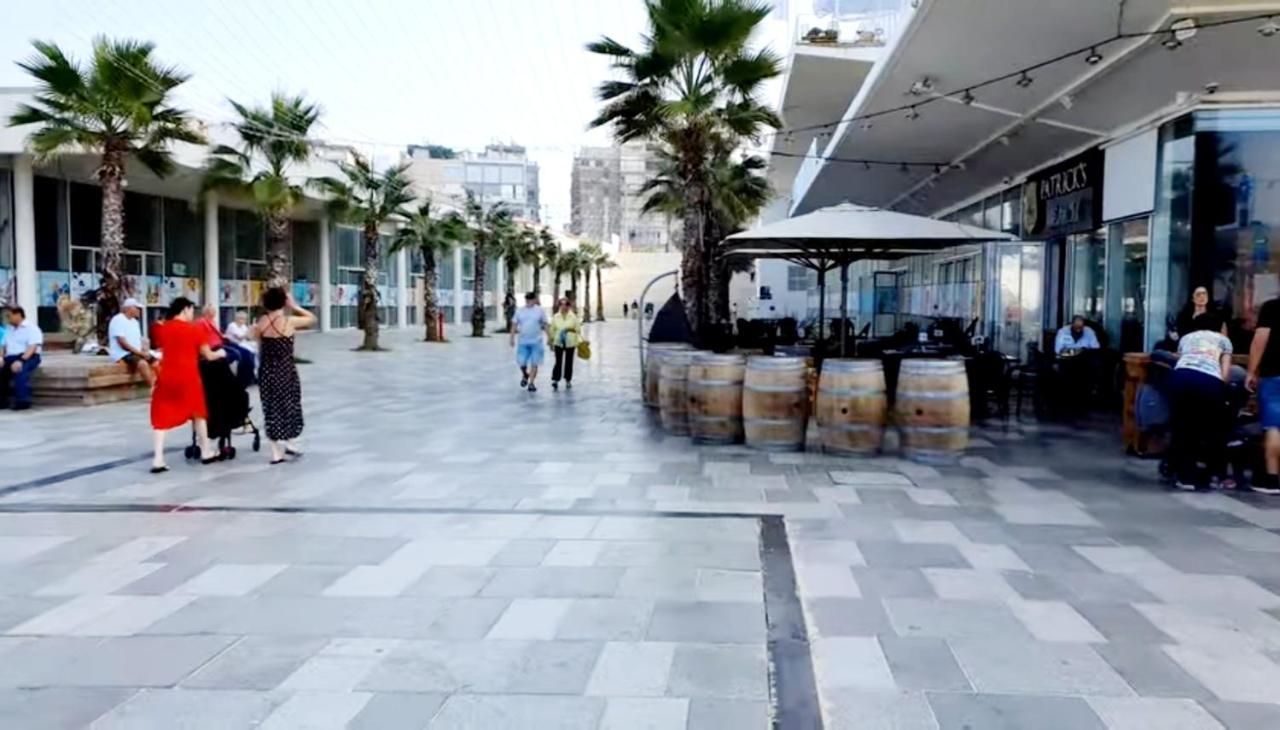 7 Hotel Apartment Short Time Tlv Бат-Ям Экстерьер фото